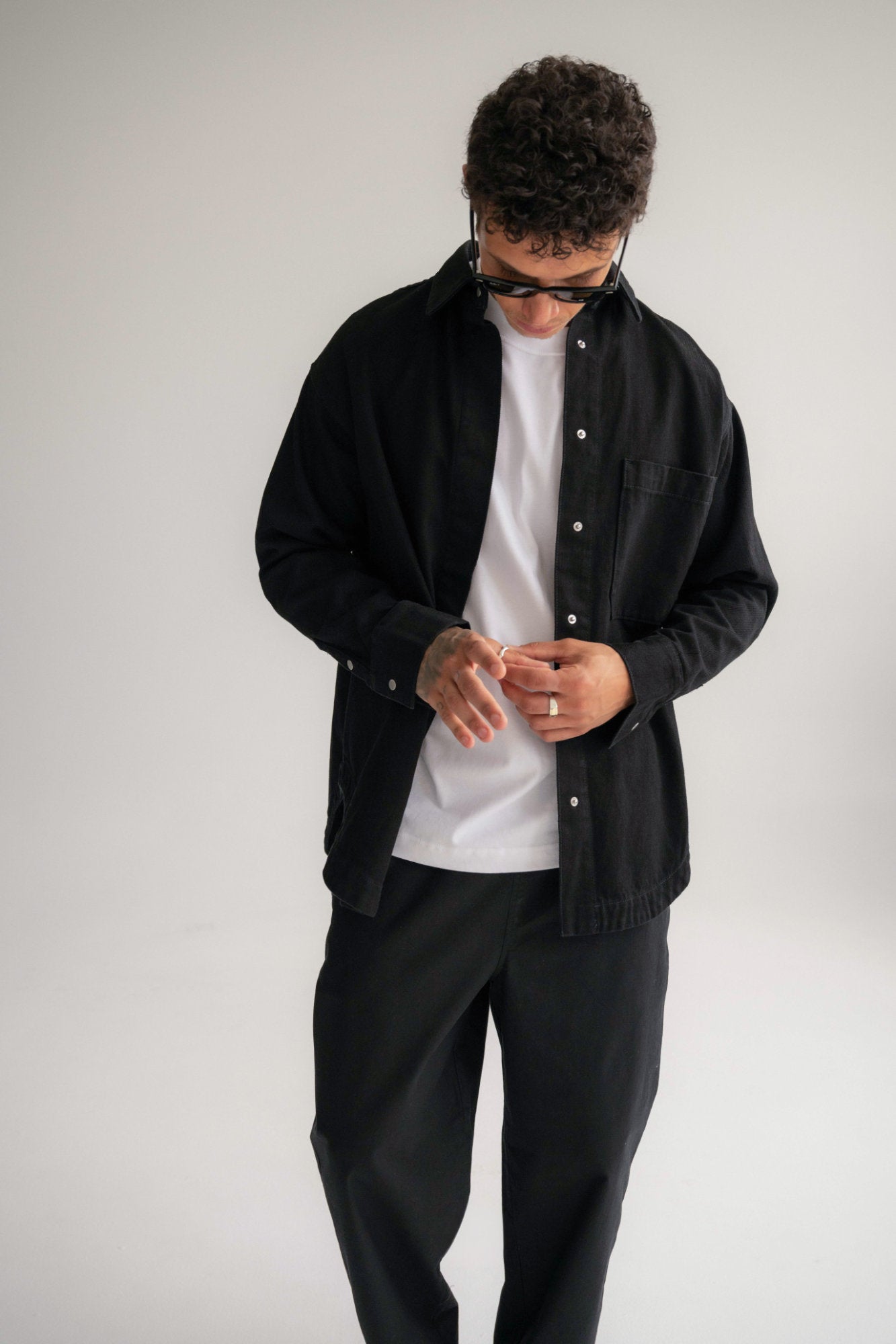 The Ari Overshirt - Black Men
