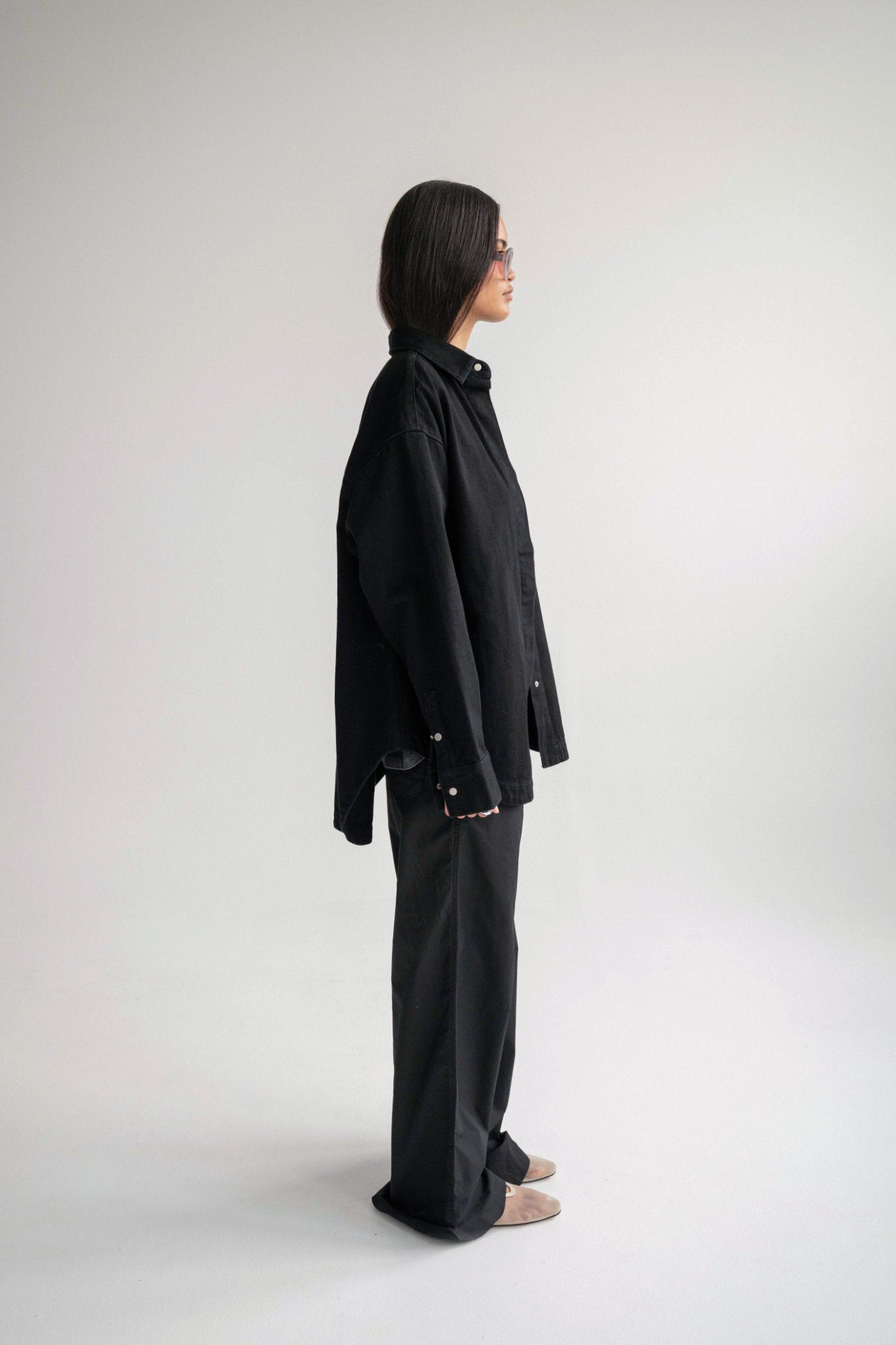 The Ari Overshirt - Black