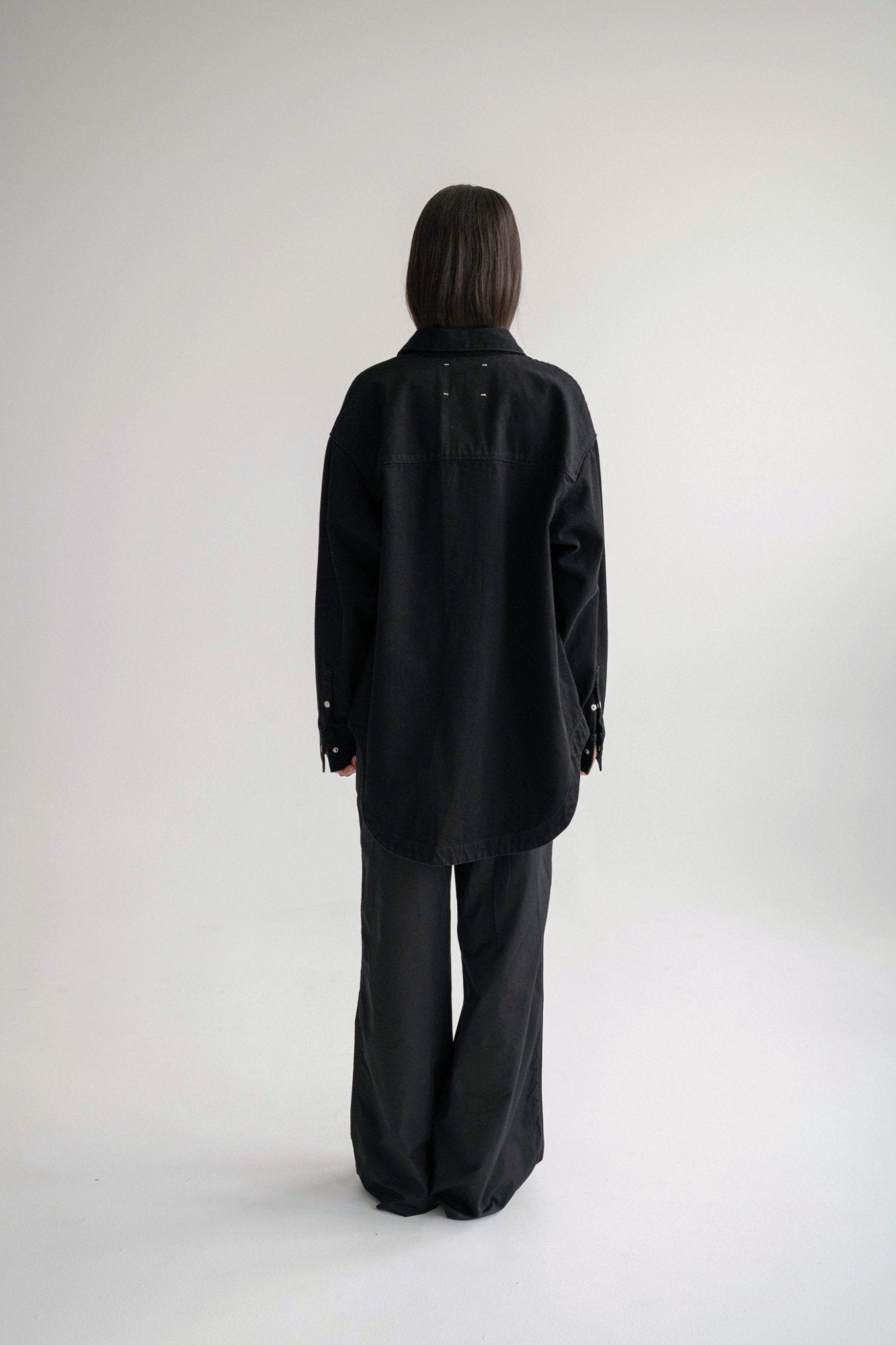 The Ari Overshirt - Black