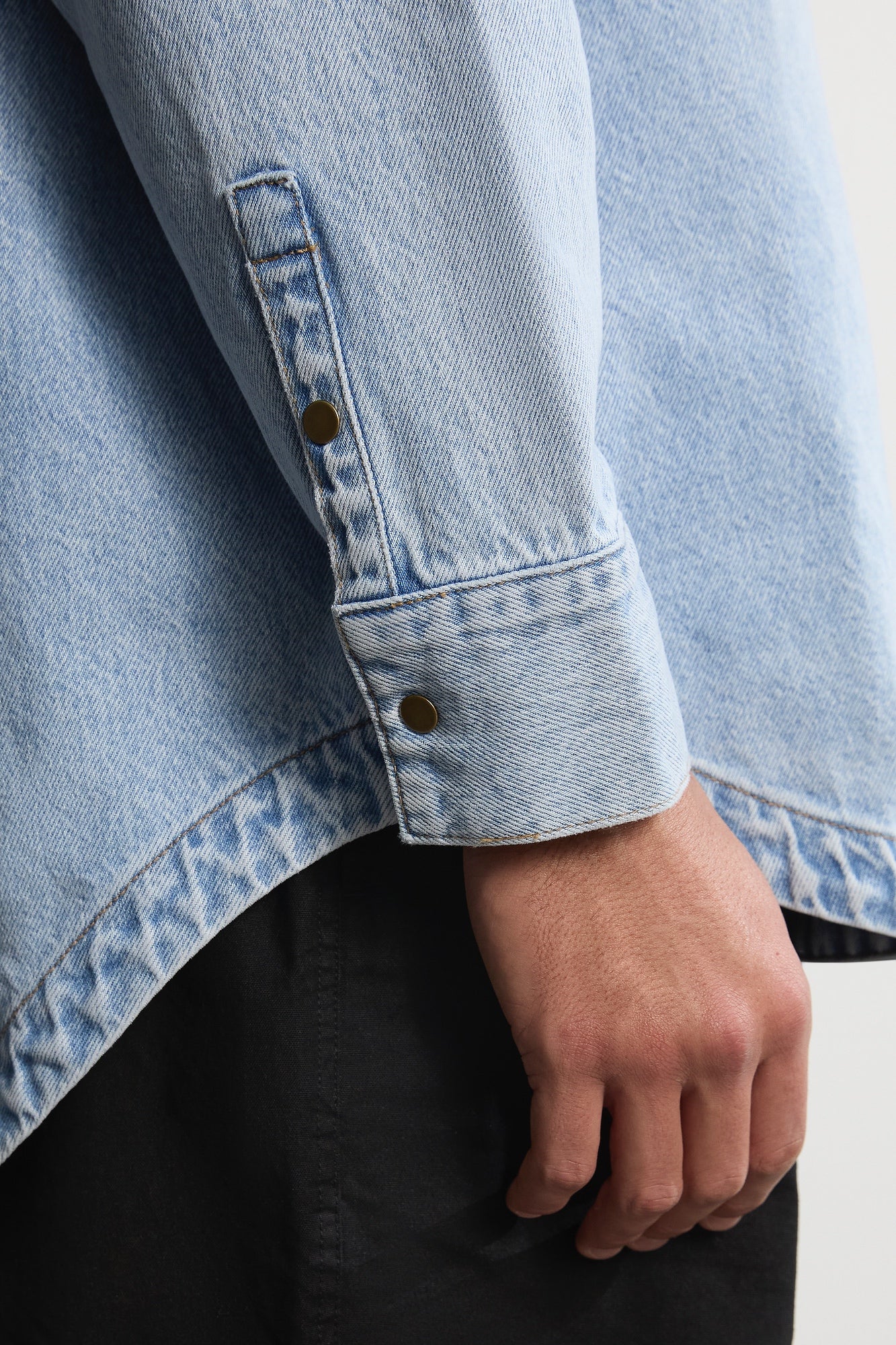The Ari Overshirt - Light Stone