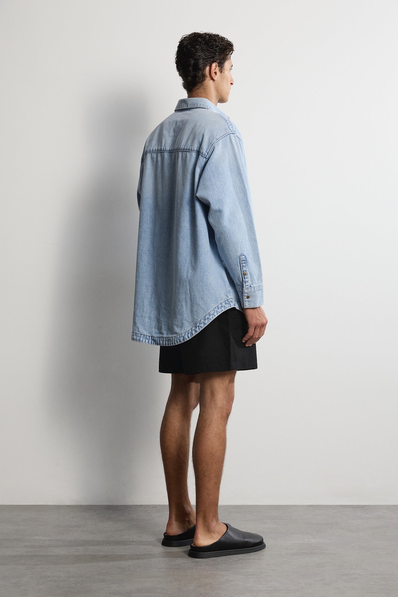 The Ari Overshirt - Light Stone Men