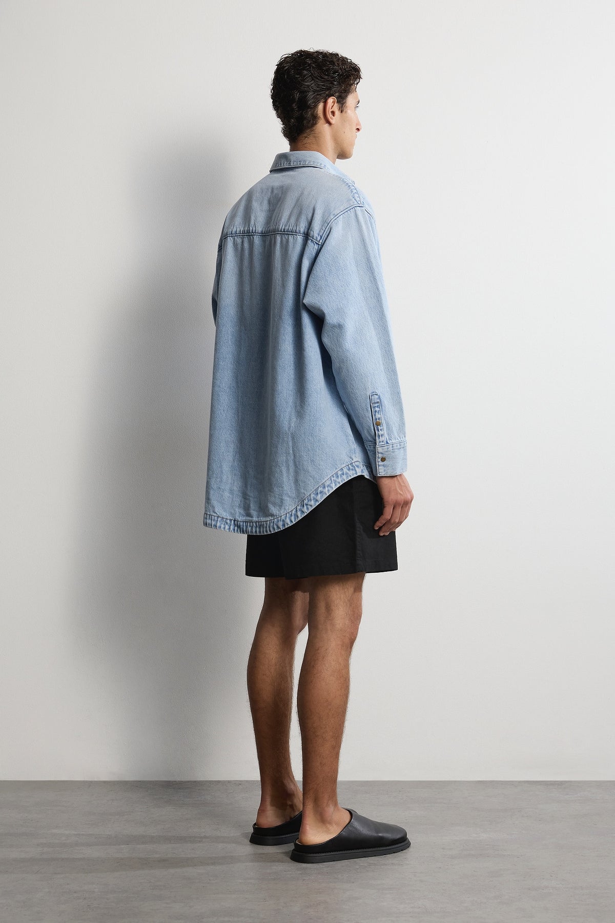 The Ari Overshirt - Light Stone Men