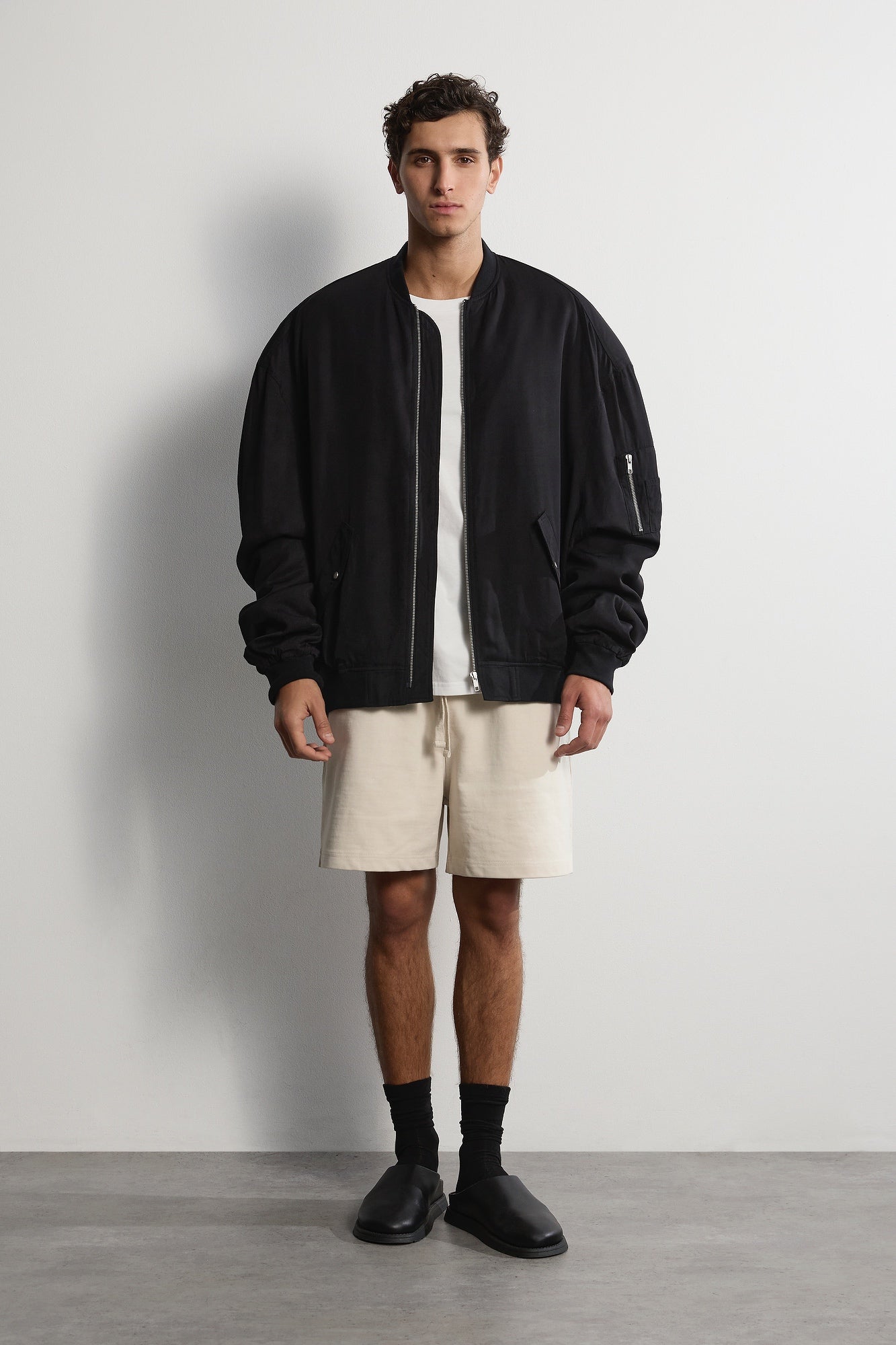 The Jimmy Short - Cream